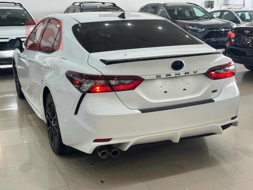 تۆیۆتا کامری